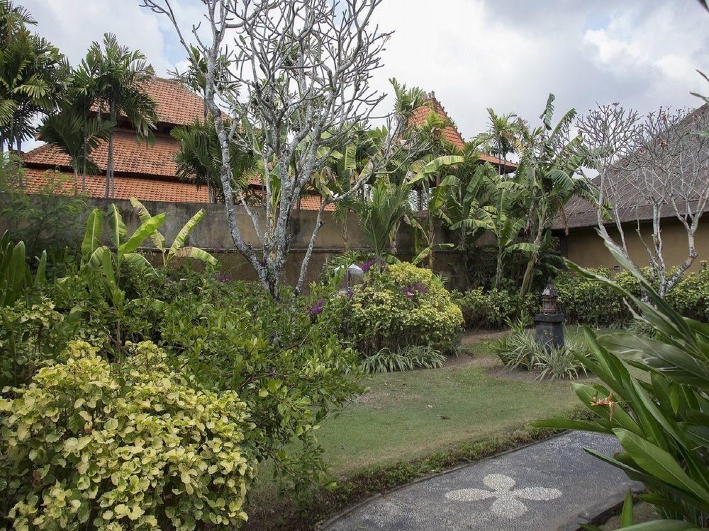 Matahari Terbit Bali Hotel Nusa Dua  Buitenkant foto